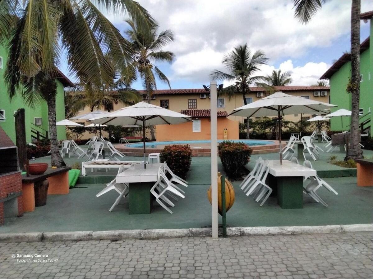 Apartamento Praia De Taperapuan - Flat Em Condominio A 300 Metros Da Praia. *