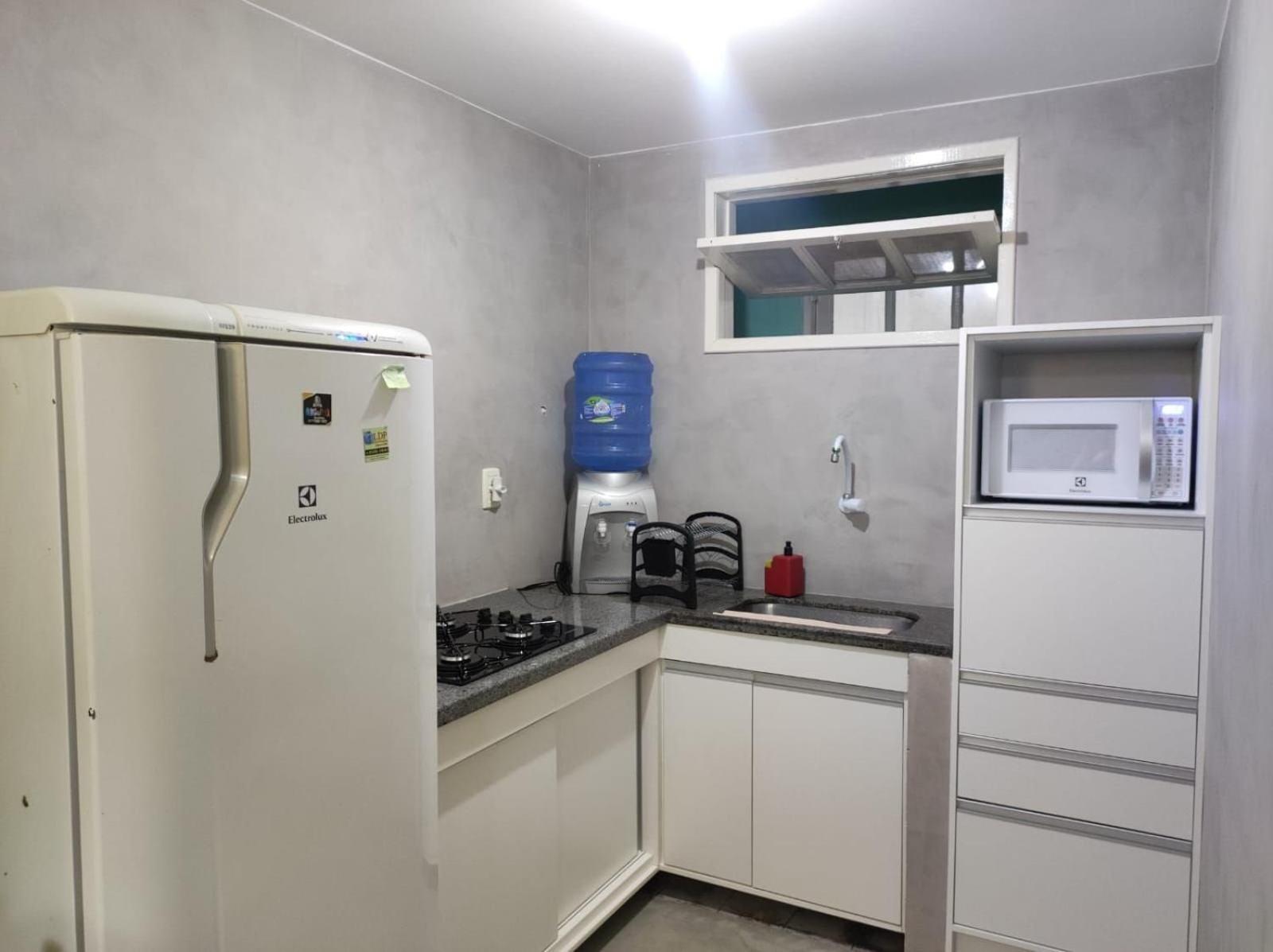 Apartamento Praia De Taperapuan - Flat Em Condominio A 300 Metros Da Praia. *